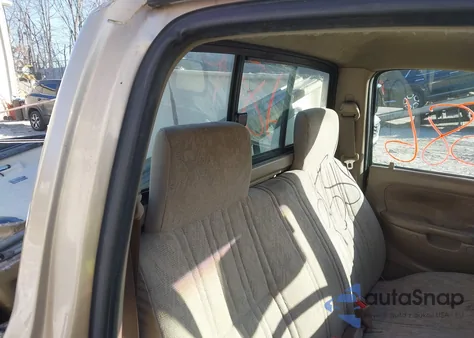 2004 Toyota Tacoma from USA, damaged, VIN 5TEPM62N94Z337514